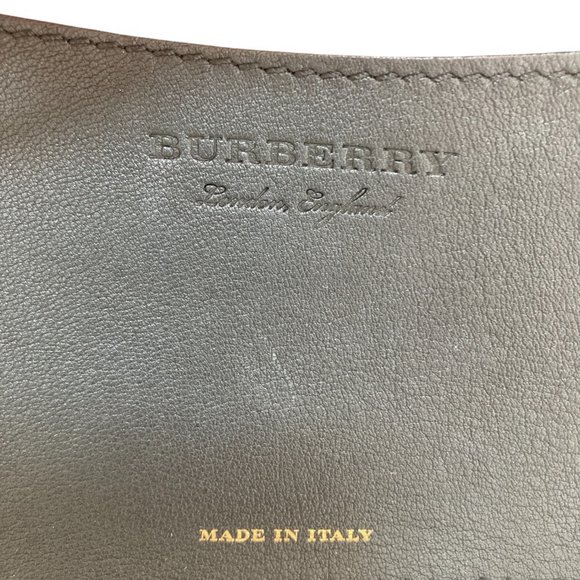 BURBERRY Red Pouch - Picture 12 of 16